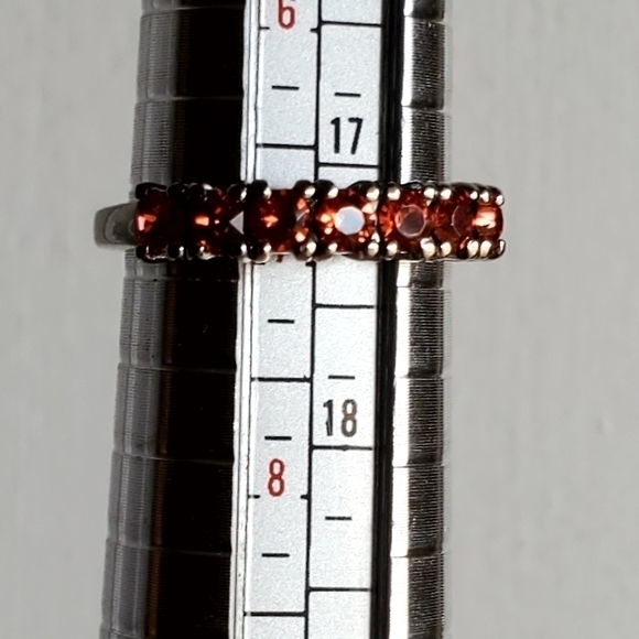 Red Rhinestones Ring 316L SS Size 7 NWOT - Picture 7 of 12